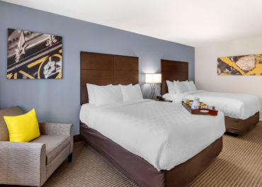 Single room with two queen sized beds